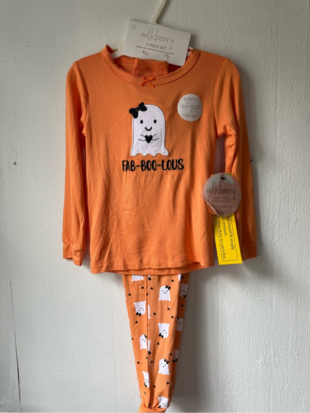 Milkberry 'Fab-Boo-Lous' Ghost Pajama Set
